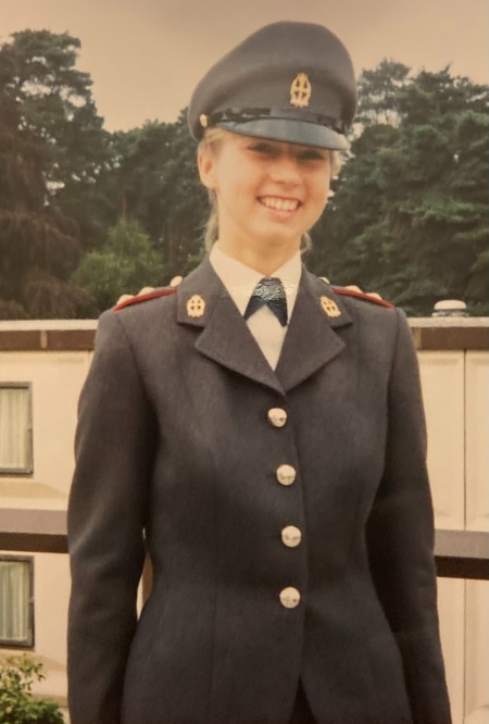 VE Day Debbie Peach.jpeg